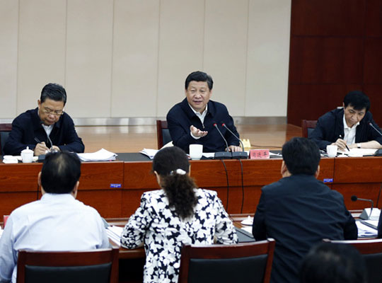 2014��5��9�գ�ϰ��ƽ������Ⱥ��·�߽���ʵ�����ϵ�����ʡ�����أ�ָ��������ί��ί����ר����������Ტ������Ҫ������