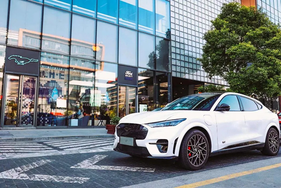 ���س°������������տƼ��ڻ���Ӫ���з�����Ӫ��������Щ���㣿